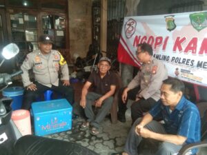 Ngopi Kamtibmas: Polsek Matraman dan Warga Utan Kayu Selatan Jaga Keamanan Lingkungan jelang Pilkada Serentak 2024