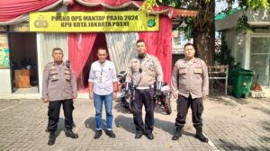 Kapolsubsek Pasar Baru Pimpin Apel Pengamanan Di Posko Mantap Praja 2024 KPU Kota Sawah Besar