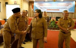 Pj Wali Kota Kediri Buka Sosialisasi Percepatan Pelayanan dan Penuntasan Adminstrasi Kependudukan