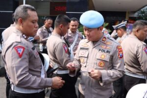 Polres Lamongan Tegakkan Disiplin Seluruh Anggotanya