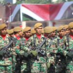 Prajurit Batalyon Arhanud 6/BAY Mengikuti Gladi Upacara Parade dan Defile di Lapangan Monumen Nasional