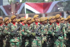 Prajurit Batalyon Arhanud 6/BAY Mengikuti Gladi Upacara Parade dan Defile di Lapangan Monumen Nasional