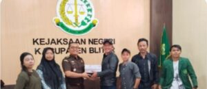Dugaan Korupsi Dana Hibah Tak Tersentuh Selama 10 Tahun Terakhir, LSM KRPK Serahkan Dokumen ke Kejari Kabupaten Blitar