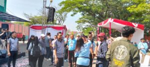 Pengunaan Atribut Simpatisan Paslon Bupati Nomer Urut 02, Deklarasi Damai Pikada Bojonegoro Menuai Reaksi Miring