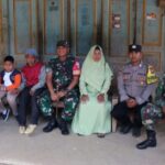 Peduli Penyandang Disabilitas, Dansatgas TMMD Ke-122 Beri Bantuan Sembako