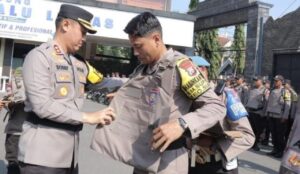 Polres Lamongan Gelar Apel diikuti 300 Peserta Untuk Kesiapan Pengamanan Pilkada 2024