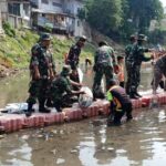 Bersatu Dengan Alam, Kodim 0505/JT, Giat Bersih-bersih Sungai Ciliwung