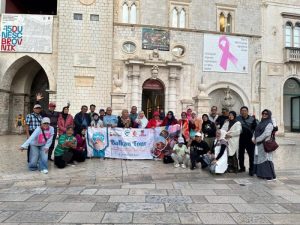 Satriani Wisata Bersama 35 Wisatawan Menyusuri Keindahan dan Kekayaan Budaya di Balkan