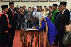 Pj Wali Kota Kediri Hadiri Peresmian Pengangkatan Pimpinan DPRD Kota Kediri Masa Jabatan 2024-2029
