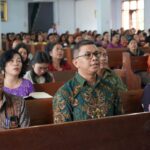 Ibadah di HKBP Soposurung, Pjs Bupati Toba Ajak Masyarakat Gunakan Hak Pilih pada Pilkada 27 November 2024