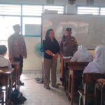 Kanit Binmas Polsek Metro Gambir melaksanakan Penyuluhan dan Deklarasi Gerakan Anti Tawuran di SMA St Paulus