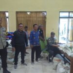 Bantuan Pangan Cadangan Beras Cair, 1.250 Warga Ngronggo terima Beras 10 Kg