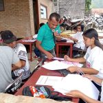 Pelatihan Souvenir Kayu oleh DPMPTSPTK Kab. Toba Upaya Mendorong Para Pengrajin Kayu di Kab.Toba