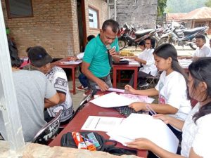 Pelatihan Souvenir Kayu oleh DPMPTSPTK Kab. Toba Upaya Mendorong Para Pengrajin Kayu di Kab.Toba