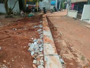 Warga Ayal 2 Kelurahan Jatiluhur Tersenyum, Setelah Pembangunan Drainase oleh Satgas TMMD 122 Rampung 100%