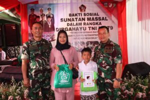 Dalam Rangka HUT Ke-79 TNI Kodim 0504/JS Gelar Sunatan Massal