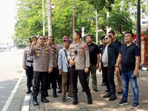 1.929 Personil Polri Amankan Kegiatan Masyarakat di Patung Kuda dan DPR RI