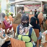 Bersama Dinas Kesehatan, Tim Satgas TMMD 122 Berikan Penyuluhan Stunting kepada Warga