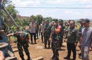 Disambut Dansatgas, Aster Kasad Mayjen TNI Joko Hadi Susilo, S.I.P Kunjungi Titik Sasaran TMMD 122 Kodim 0809/Kediri