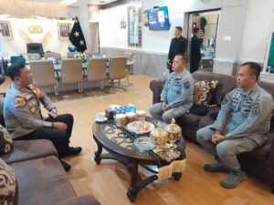 Kepala Zona Bakamla Tengah Laksanakan Courtesy Call ke Mapolda Sulsel