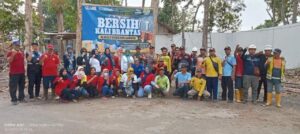 Jasa Tirta 1 Gandeng Yayasan Karya Cipta Abisatya Gelar Bersih Kali Brantas
