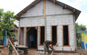Rumah program Rudi Santoso Capai 80 persen, Program Sasaran Fisik RLTH TMMD 122 Kodim 0809/Kediri
