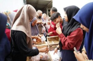 Mbak Cicha Beri Diskon 50% saat Pasar Murah, Warga: Sangat Membantu Rakyat Kecil