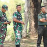 Dansatgas TMMD 122 Kodim 0809/Kediri Sambut dan Dampingi Danrem 082/CPYJ Tinjau Kesiapan Penutupan