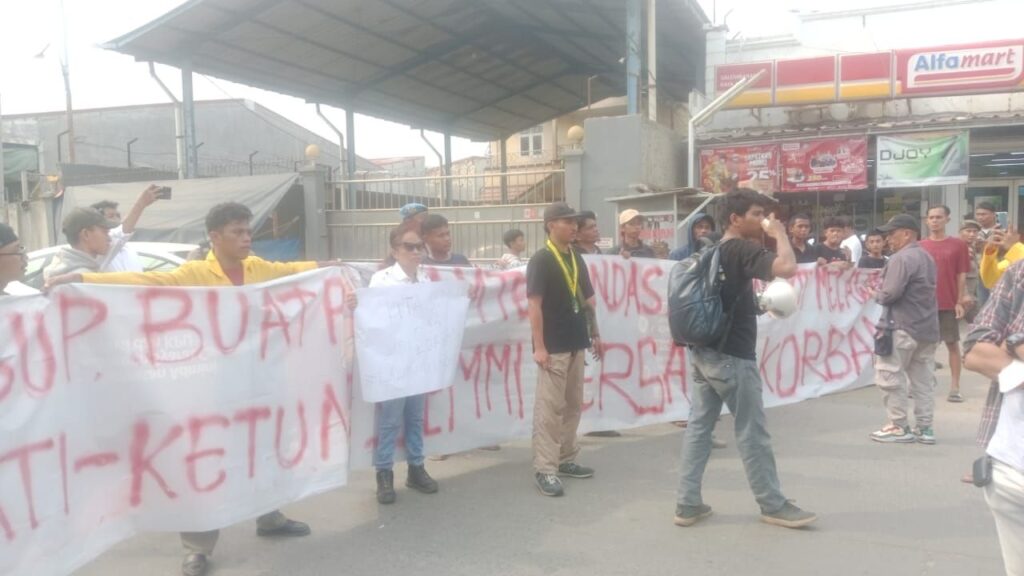 SEMMI Bersama Elemen Masyarakat Desak Pemkab Tangerang Tegakkan Perbup Jam Operasional Truk Tambang