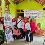 Relawan Tegar (Teguh Haryono dan Farida Hidayati)  Launching Gerakan Keluarga Berkualitas (GKB)
