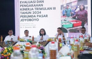Pj Wali Kota Kediri Sampaikan Beberapa Hal Untuk Tingkatkan Kinerja Perumda Pasar Joyoboyo