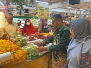 Gelar Rapid Test pada Anggur Shine Muscat, Pemkot Kediri Pastikan Aman Dikonsumsi