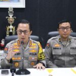 Polri Mengusung Misi Kemanusiaan Dalam Penanganan Kebakaran Pabrik Pakan Ternak di Bekasi