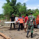 Ratusan Rumah di Lamongan Terdampak Angin Puting Beliung Mendapat Bantuan Material