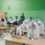 Bentuk Kedisiplinan Dan Kepribadian Siswa Babinsa Koramil 02/Sawah Besar Laksanakan Kegiatan Army Go To School
