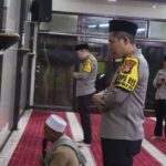 Sholat Subuh Berjamaah Di Masjid Jami Al – Amin Kelapa Gading