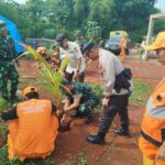 Penghijauan Lahan Kosong Oleh Koramil 03/Pasar Rebo Pada Giat Karya Bakti