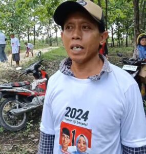 Warga Sumringah Sambut Bantuan Pedel Relawan Teguh – Farida untuk Perbaiki Jalan Desa Donan