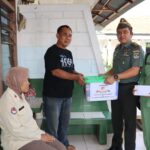 HUT Ke-26 Korem 051/WKT, Kodim 0504/JS Berikan Bantuan Kepada Personil Yang Sedang Sakit