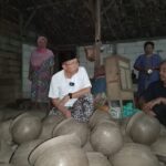 Perajin Gerabah Kecamatan Ngraho Sambut Baik Program Bantuan Teguh – Farida untuk Peningkatan Produksi