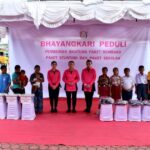 Kunjungan Ketua Umum Bhayangkari Ny. Juliati Sigit Prabowo ke Polres Kupang, Berikan Bantuan Kemanusiaan