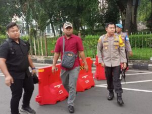739 Personil Polri Siap Amankan Aksi Dari Front Persaudaraan Islam (FPI) di Kedubes AS