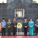 Pj Bupati Toba dan Forkopimda Gelar Ziarah di Makam Sisingamangaraja XII pada Hari Pahlawan