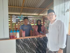 Pedagang Kecil Sambut Gembira Program Bojonegoro Klunting Paslon Teguh – Farida