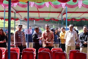 KPU Gelar Simulasi Riil Pemungutan dan Penghitungan Suara, Pjs Bupati Toba Ajak Warga Sukseskan Pilkada Serentak 2024