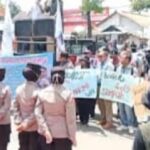 Lucky Hakim Diduga Hina Media, Ratusan Jurnalis Indramayu Berunjuk Rasa