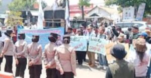 Lucky Hakim Diduga Hina Media, Ratusan Jurnalis Indramayu Berunjuk Rasa