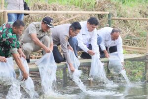 Polres Metro Jakarta Utara Gelar Gerakan Nasional Pangan Merah Putih di Kawasan Eko Wisata Mangrove Penjaringan
