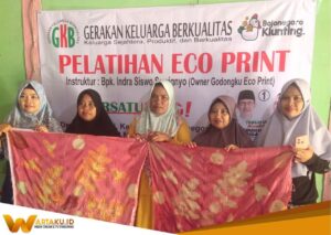 GKB yang di Gagas Relawan Tegar Beri Pelatihan “Eco Print” Kepada Masyarakat dan Sosialisasikan Bojonegoro Klunting