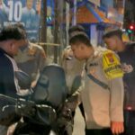 Upaya Jaga Kondusivitas Malam Hari, Polsek Pademangan Gelar Patroli Skala Besar dan Ini Hasilnya